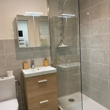 Cozy Talensac Appartement